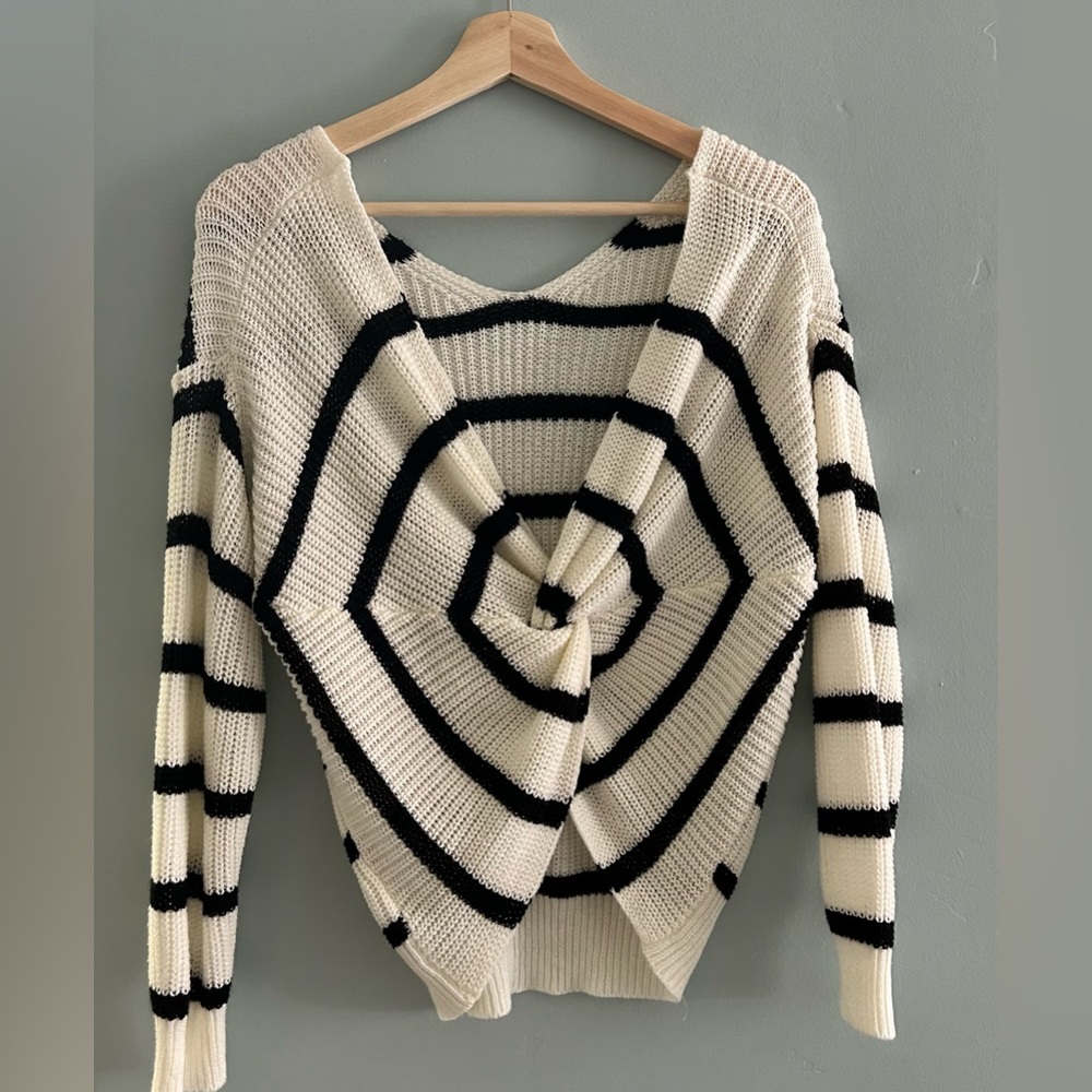 Love Tree Striped Tie-back Sweater